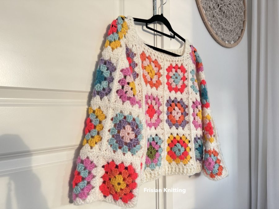 granny-square-pullover-häkeln